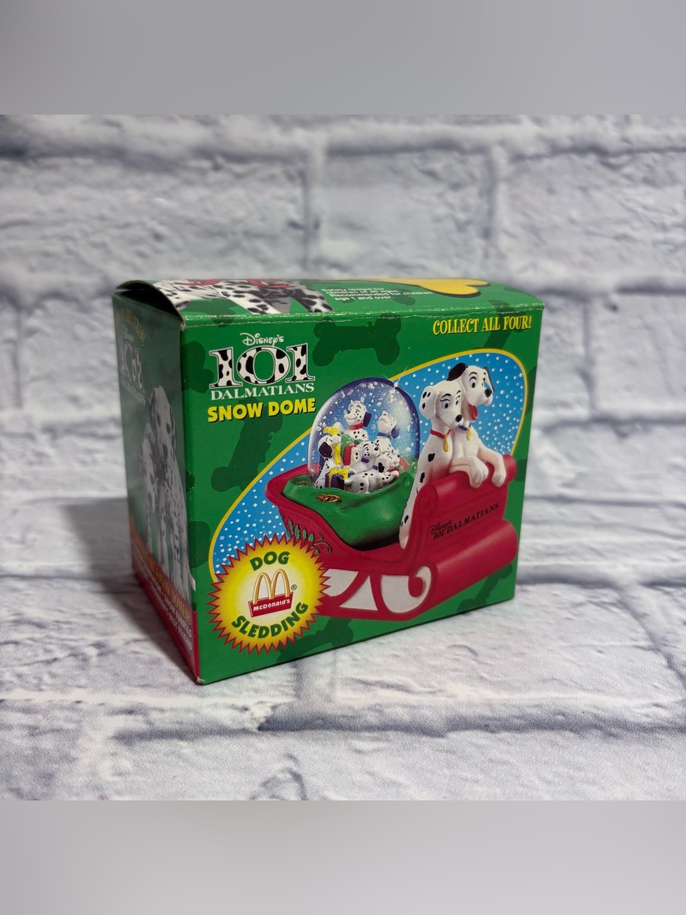 NIB Vintage 1996 McDonalds Disney 101 Dalmatians “Snow Dome” snow globe